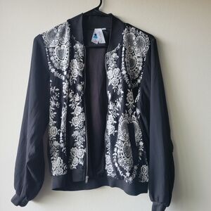 Chic Black and White Women's Bomber Jacket